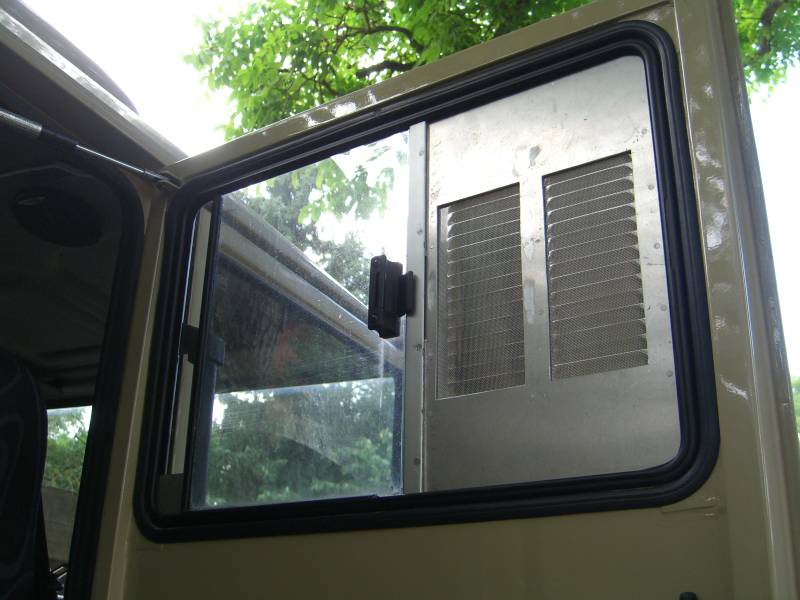 [Linked Image von vwschwimmwagen.de]